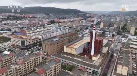 央視《焦點(diǎn)訪(fǎng)談》聚焦地?zé)崮芄┡?地大熱能